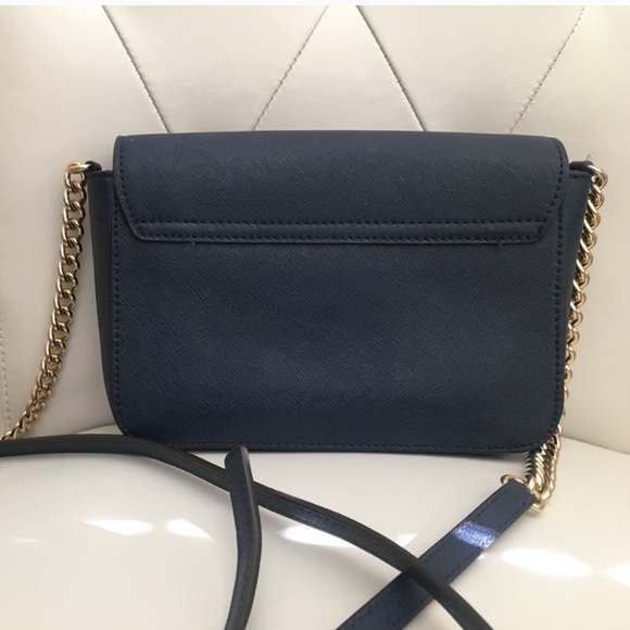 MICHAEL Michael Kors Jet Set Bag. Navy/ Gold - Picture 5 of 6